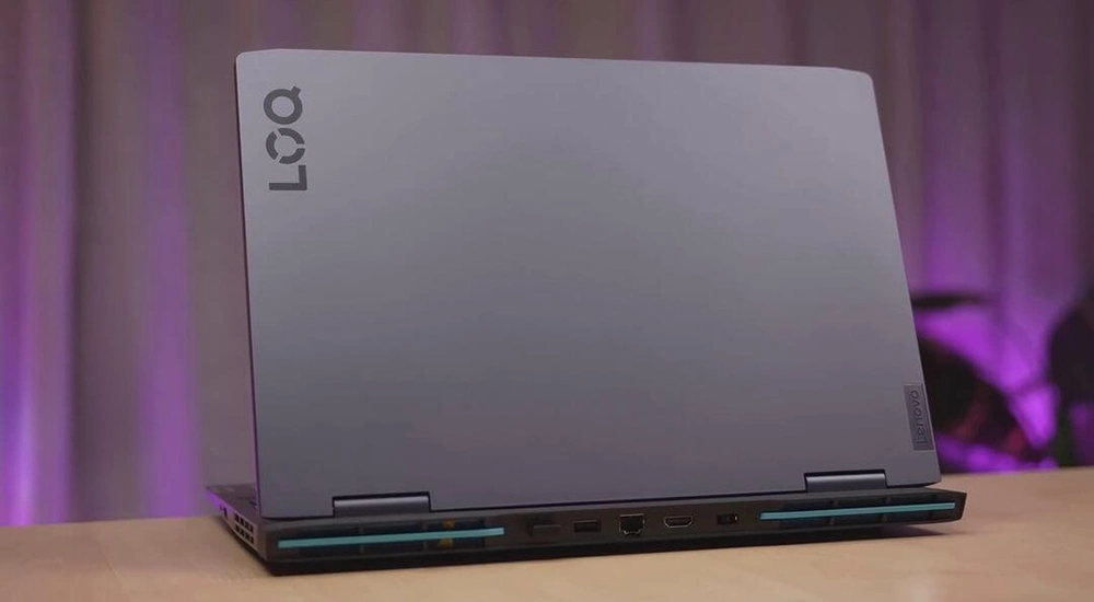 پورت های USB و اتصالات Lenovo-LOQ