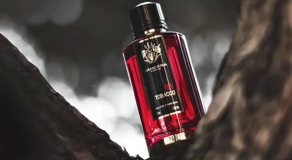 طراحی شیشه عطر مانسرا رد توباکو